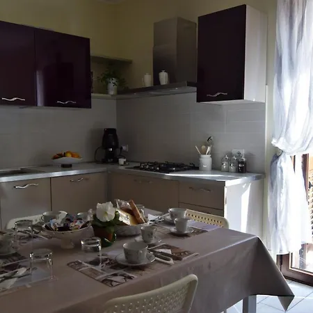 L'antico Borgo Di Segesta 卡拉塔菲米